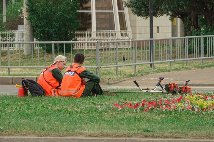Самые востребованные профессии среди подростков Татарстана этим летом