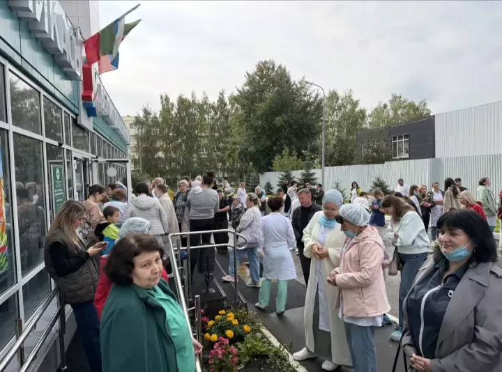 В Челнах эвакуировали детскую поликлинику