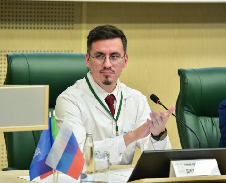 Главврач БСМП проголосовал на выборах в свой день рождения