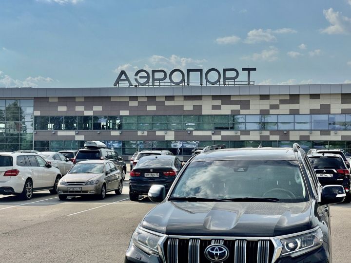 В аэропорту Бегишево сразу три кафе оштрафовали за просроченные продукты