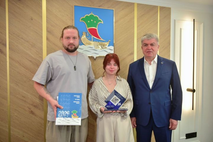 Магдеев встретился с художником Поповым, победившим в «ФормАРТе»